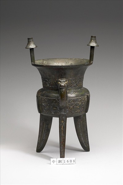 嵌金銀獸面紋斝