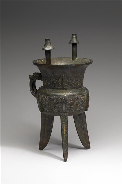 嵌金銀獸面紋斝