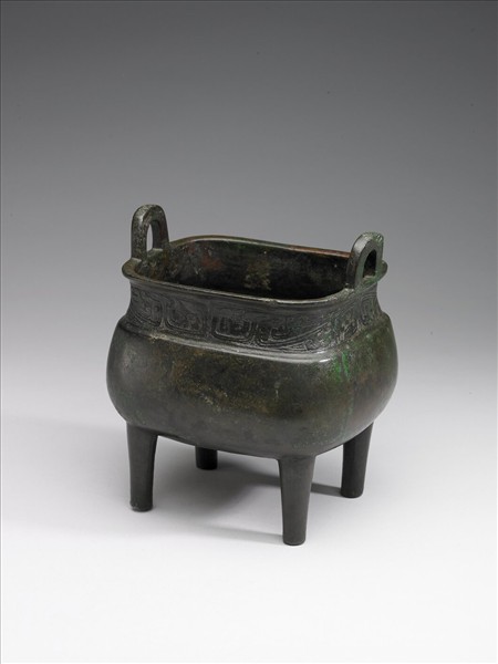 夔紋方鼎