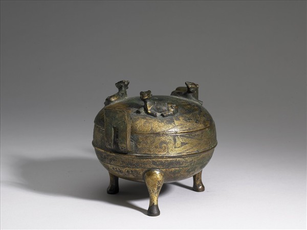 鎏金三犧鼎
