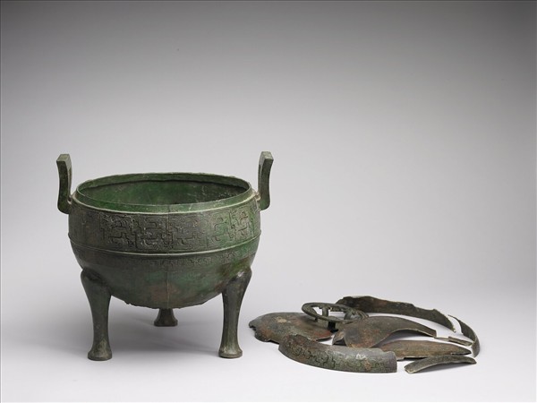 獸帶紋鼎