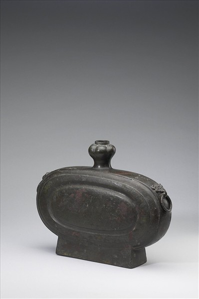 鋪首銜環扁壺