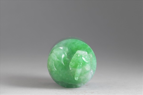 翠玉「執中含和」印