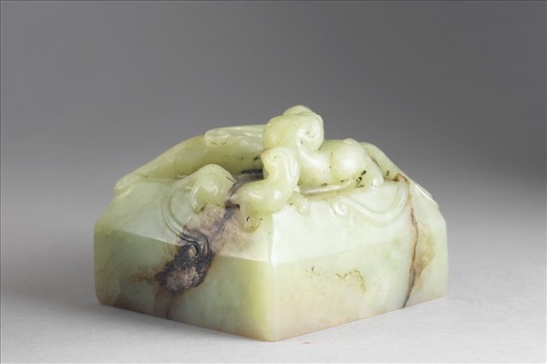 「五福五代堂古稀天子寶」玉印