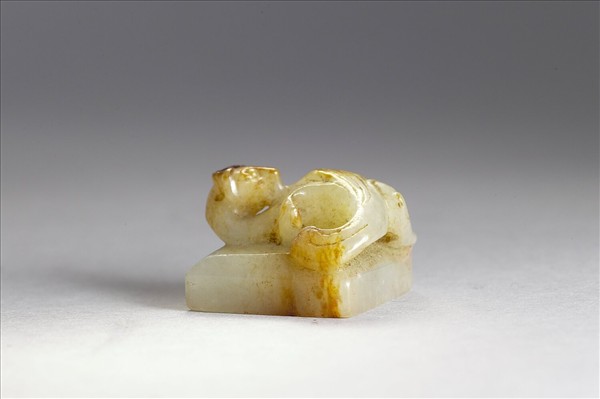 六文韞古「德義」玉印