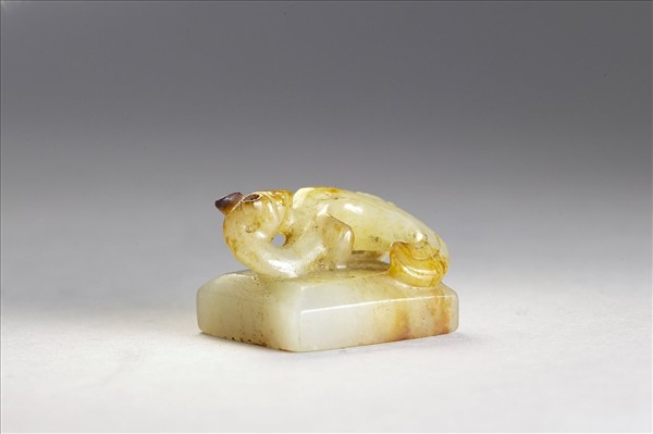 六文韞古「德義」玉印