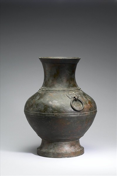 鋪首銜環壺