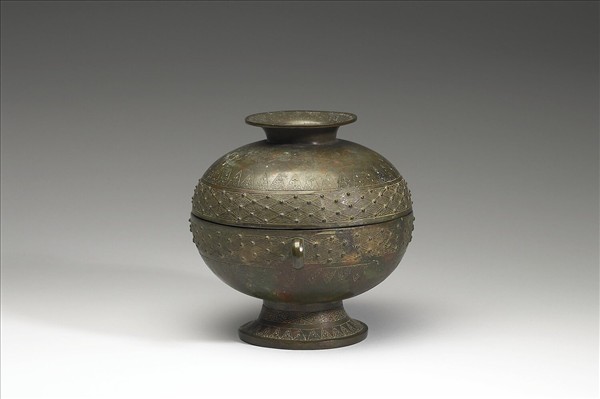 三角菱紋乳丁豆