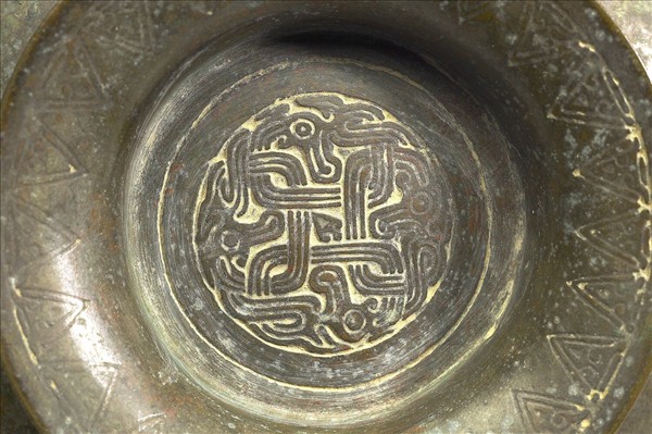 三角菱紋乳丁豆