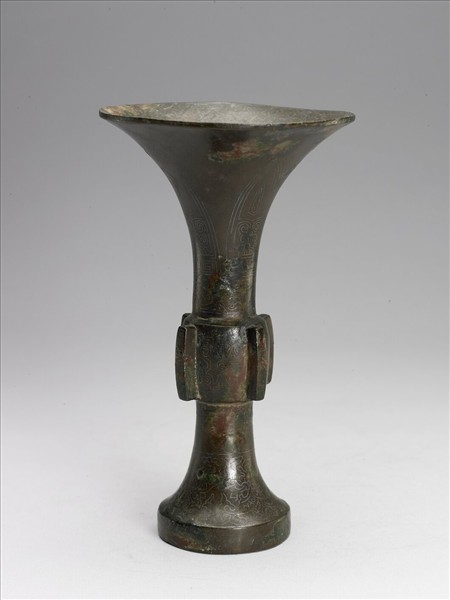 嵌銀四瓣花紋觚