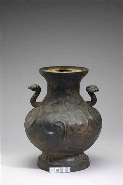 雲紋壺