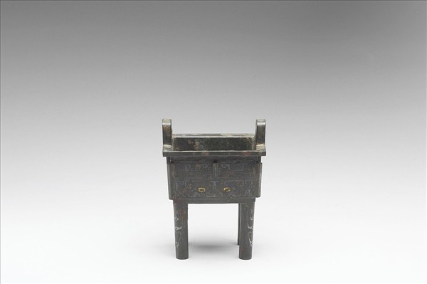 嵌金銀獸面紋方鼎