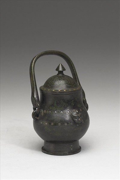 錯金銀雲紋提梁卣