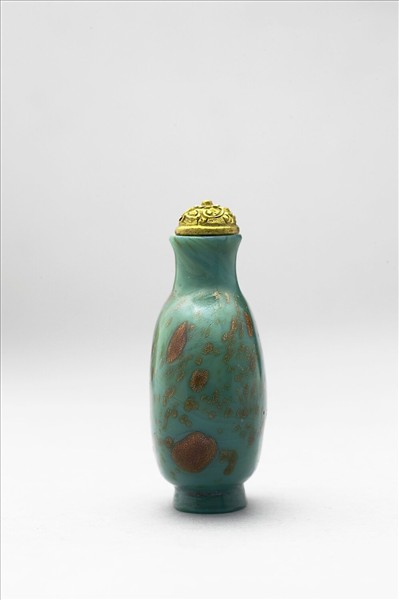 綠玻璃灑金星鼻煙壺