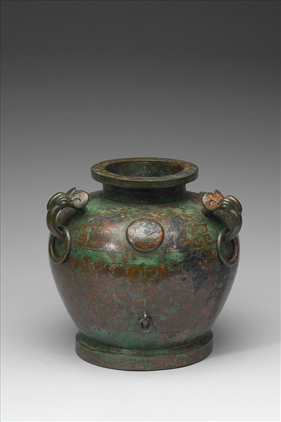 鑲嵌異金屬雲紋罍