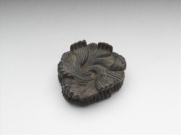 瑪瑙雕並蒂同心