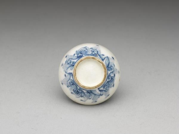 青花龍紋胭脂盒