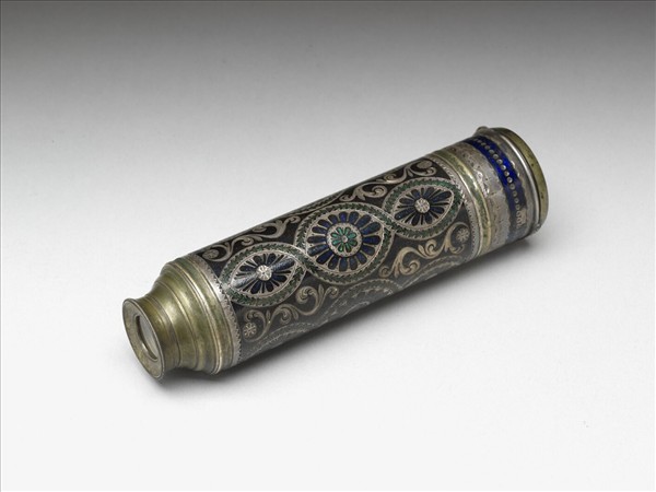 西洋帶錶望遠鏡