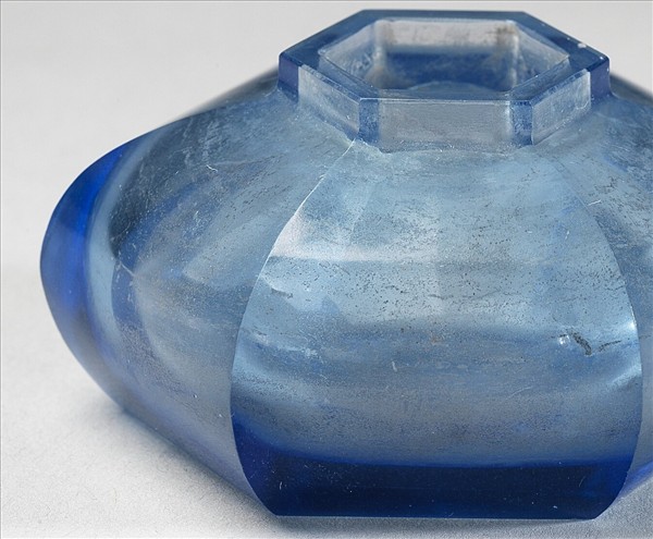 藍玻璃六方水盛