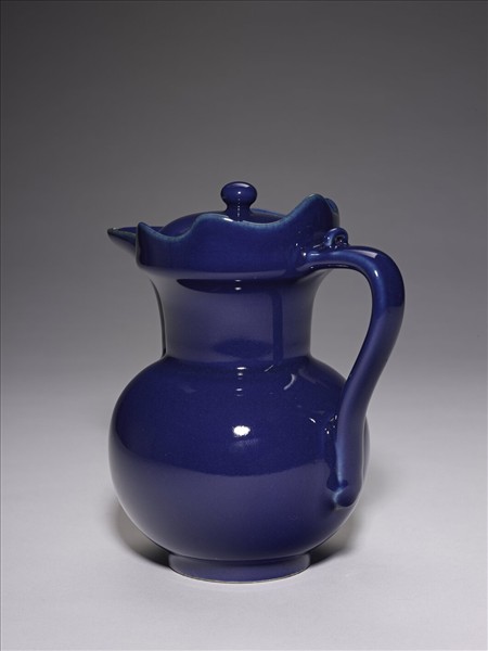 霽青釉僧帽壺