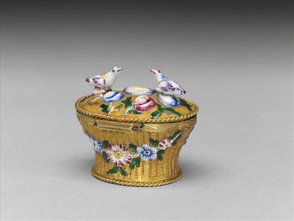 鍍金鑲琺瑯花鳥籃盒
