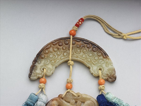 玉「宜子孫」佩