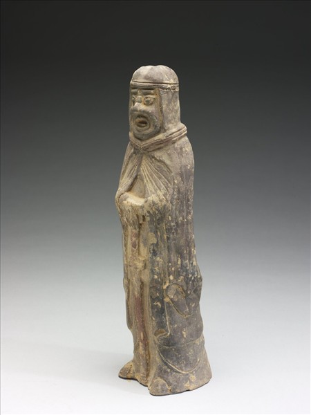 加彩持劍武官俑