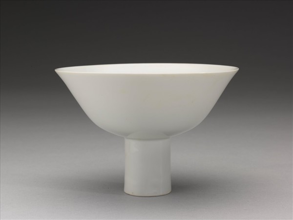 青花花鳥紋高足碗