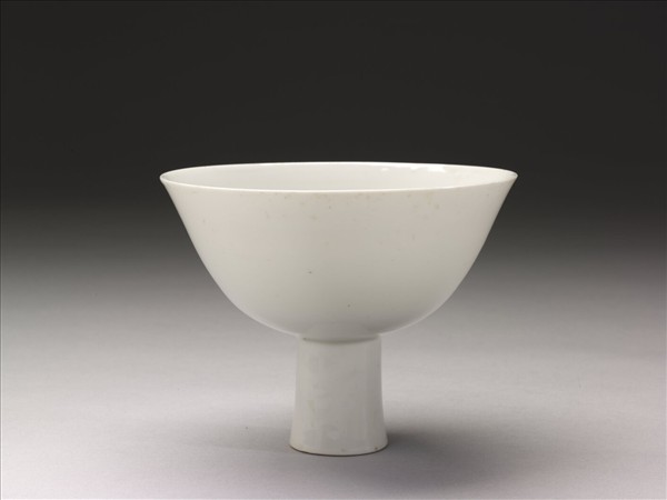 官窯 甜白高足碗