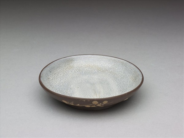 紫砂泥繪梅花紋碟