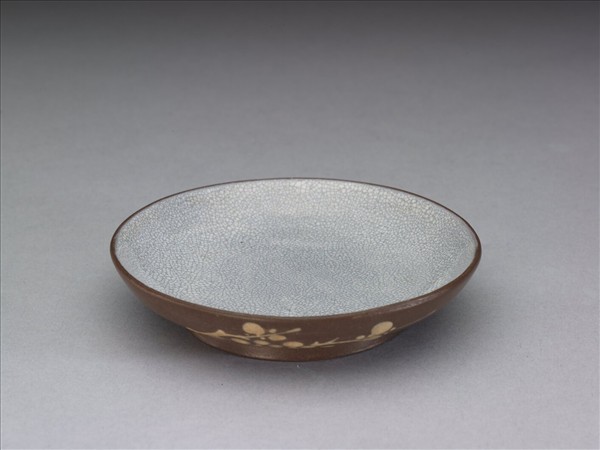 紫砂泥繪梅花紋碟