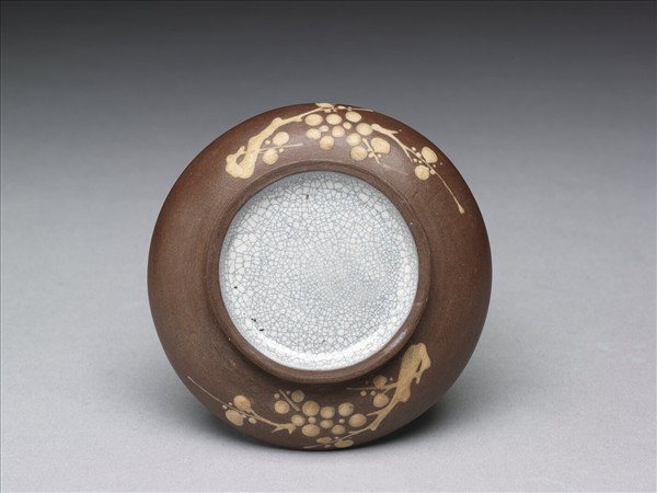 紫砂泥繪梅花紋碟