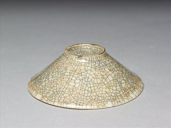 仿哥釉描紅魚紋杯