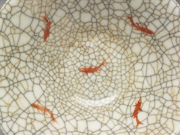 仿哥釉描紅魚紋杯