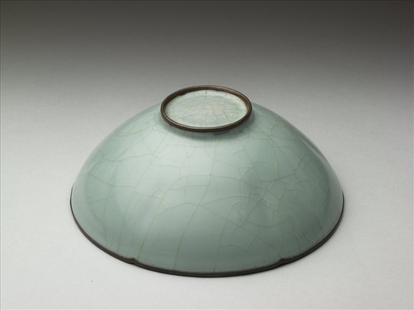 官窯 青瓷葵口碗