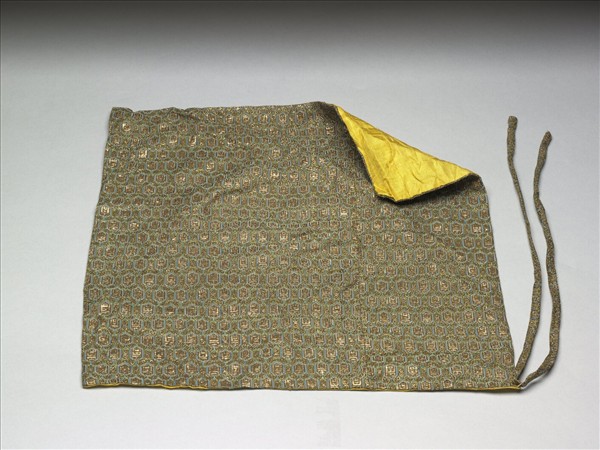 龍泉窯 青瓷梅花式盞