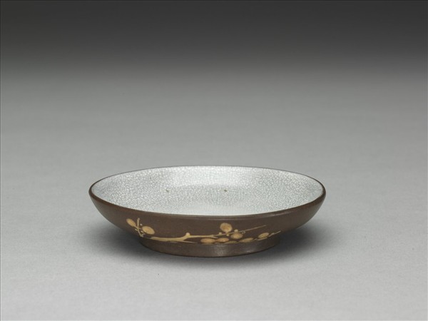 紫砂泥繪梅花紋碟