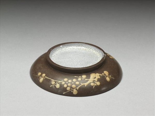 紫砂泥繪梅花紋碟