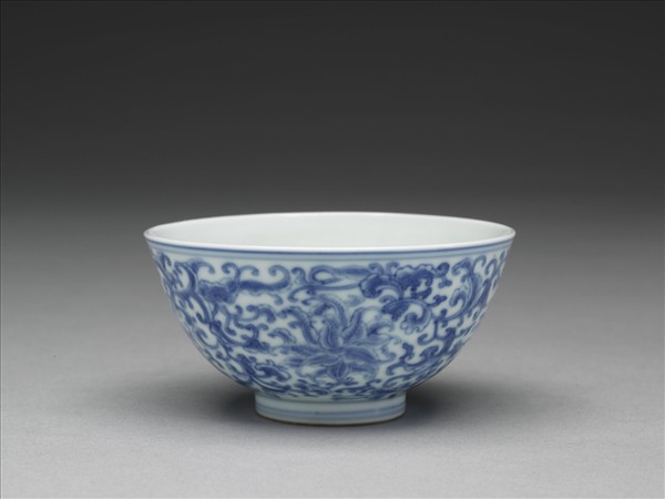 青花花卉紋碗