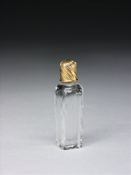 銅鍍金嵌瑪瑙修妝匣