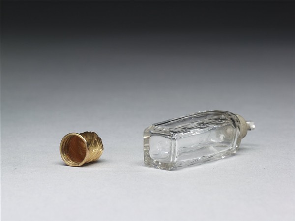 銅鍍金嵌瑪瑙修妝匣