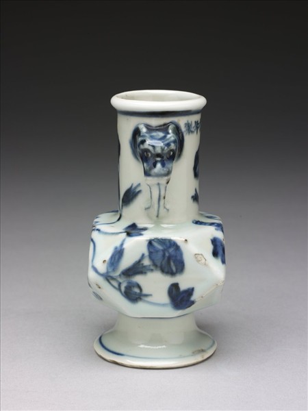 青花牽牛花紋折方瓶