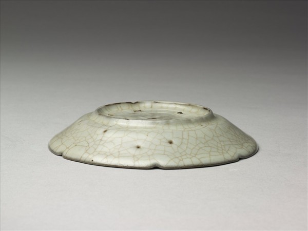 青瓷葵花式碟