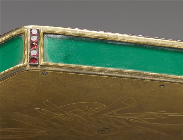 銅胎嵌料鑲錶轎瓶