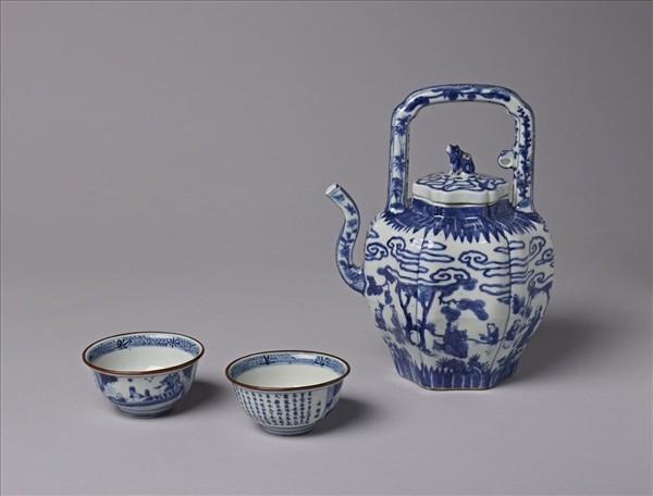 青花高士圖六稜提梁茶壺