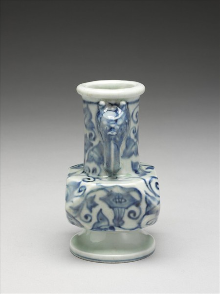 青花牽牛花紋折方瓶