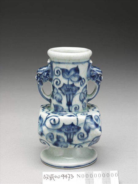 青花牽牛花紋折方瓶