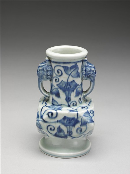 青花牽牛花紋折方瓶