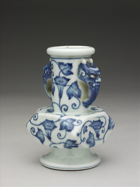 青花牽牛花紋折方瓶