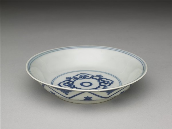 青花如意雲紋碟